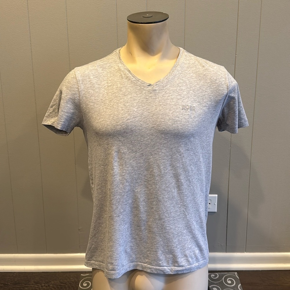 Boss Hugo Boss Men’s Small Slim Fit V Neck Short Sleeve T Shirt Basic